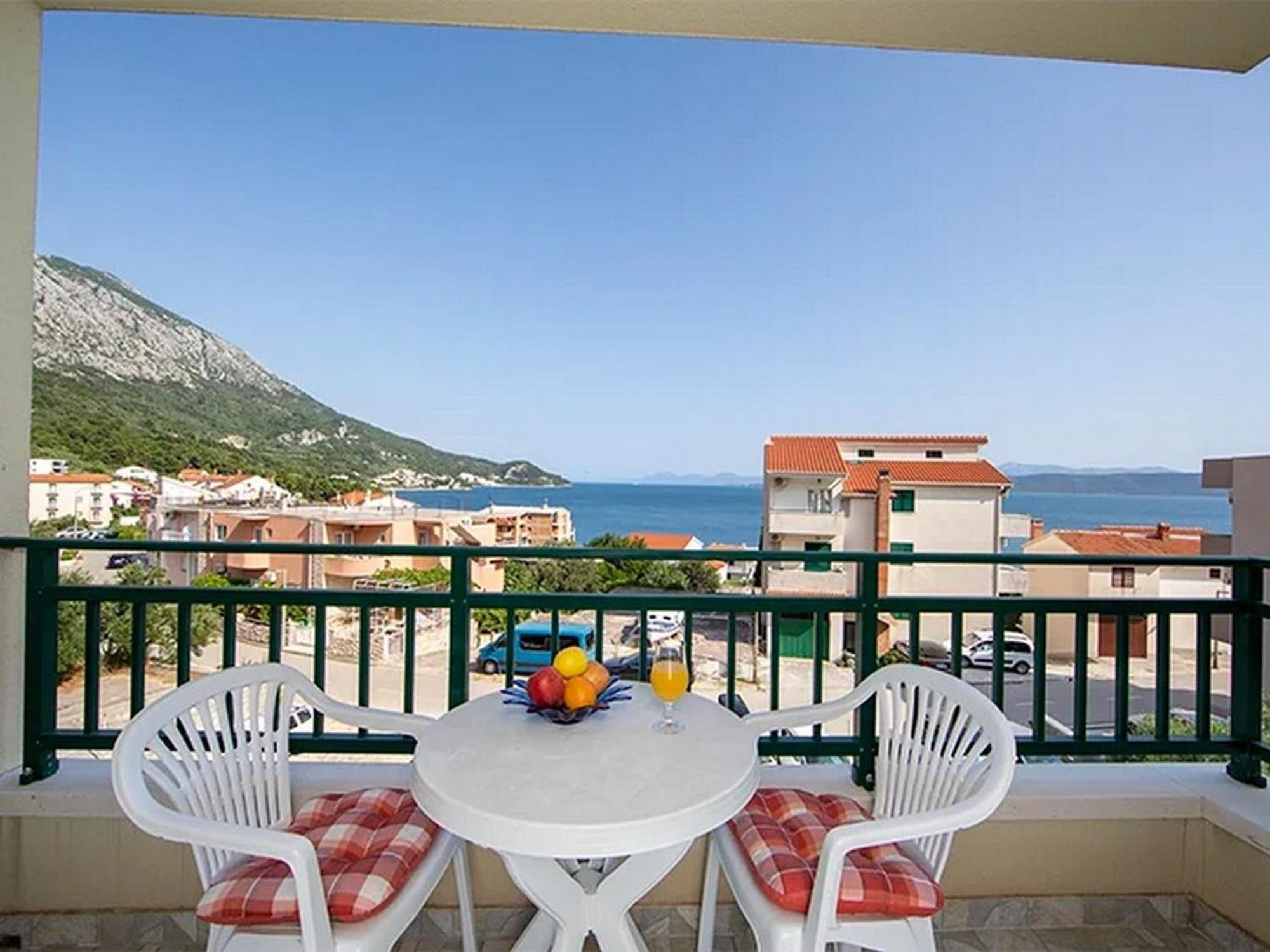 Apartments By The Sea Igrane, Makarska - 17292 Exterior foto
