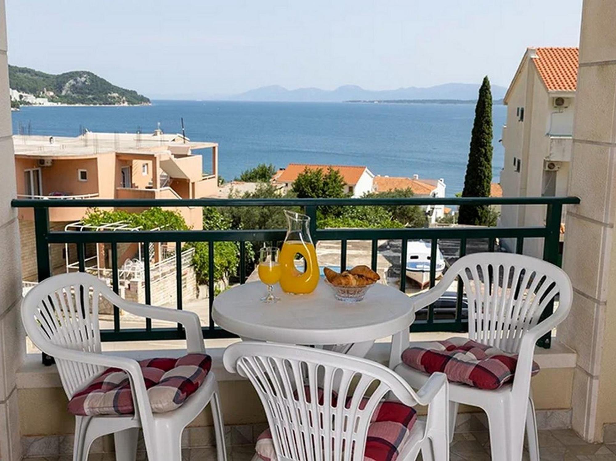 Apartments By The Sea Igrane, Makarska - 17292 Exterior foto